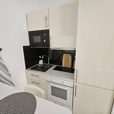 Cosy Studio Dansaert Brussel Bagian luar foto